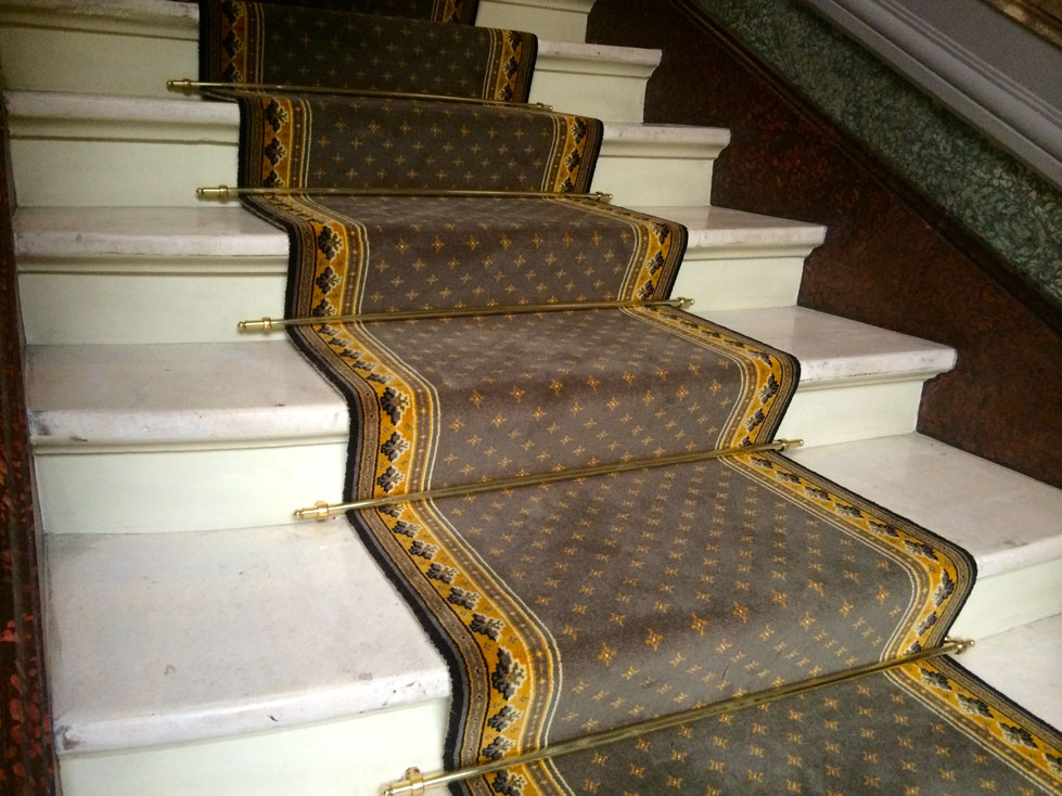 Tapis milleraies archives dmt spécialiste du tapis d'escalier ... Fabriquer tapis avec moquette