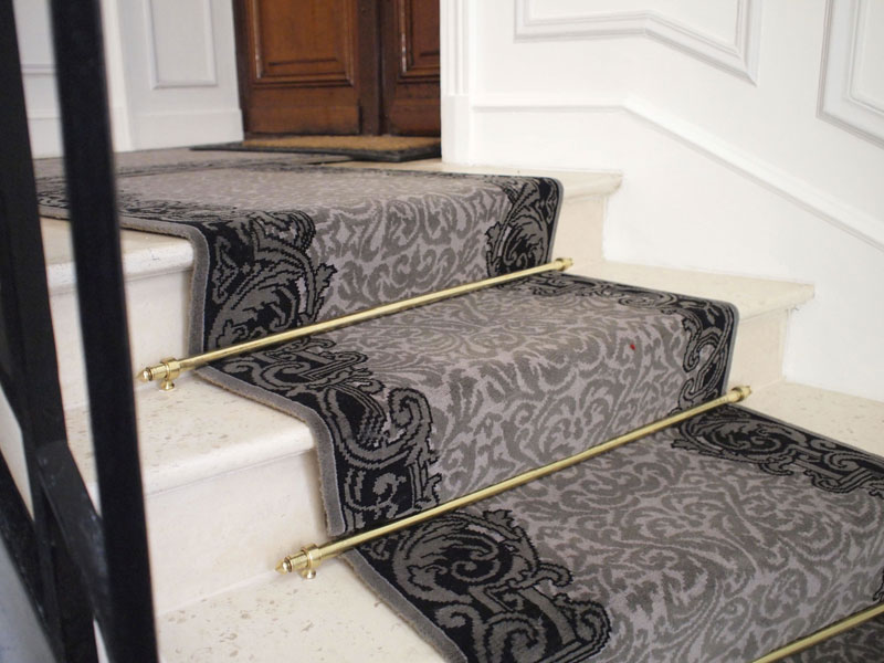 Accueil dmt spécialiste du tapis d'escalier et moquette ... Cage Escalier désign