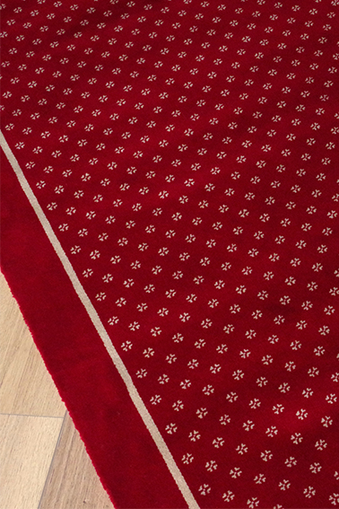 DÉSTOCKAGE DE TAPIS