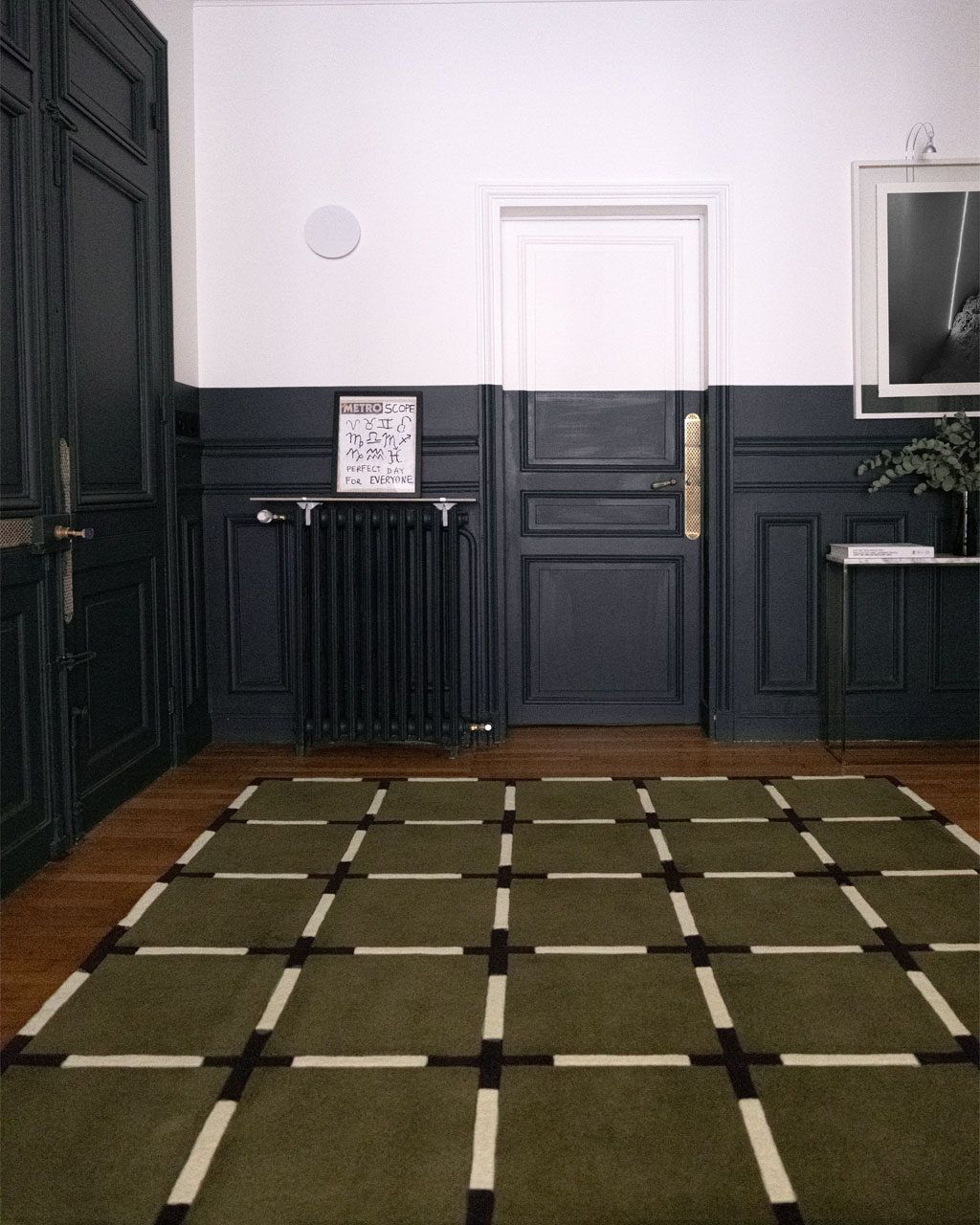 Tapis de salon Asta kaki en situation, création Camille Techer