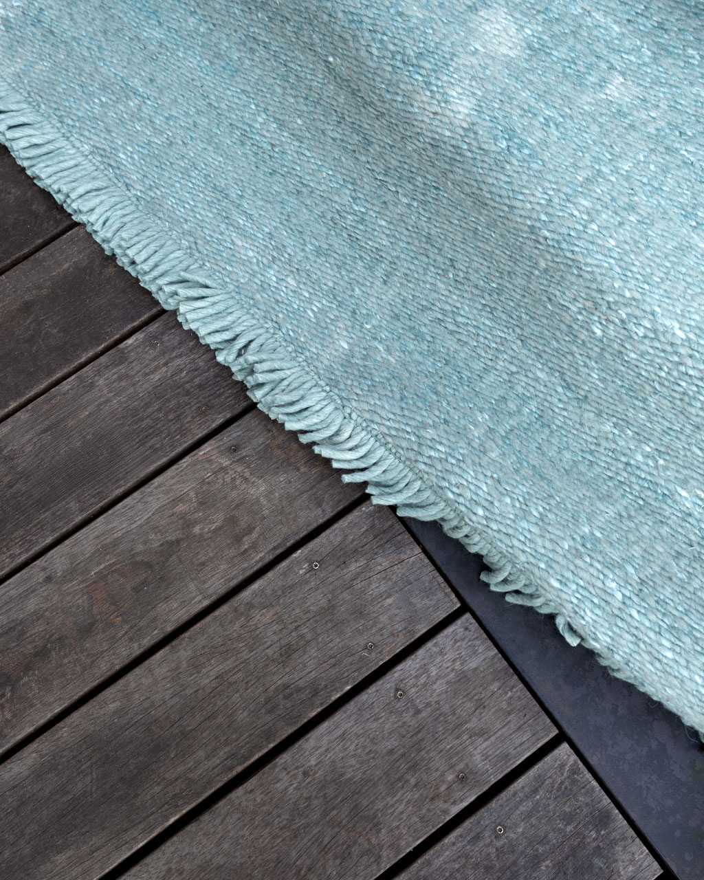 Tapis chambre Nature bleu présenté en ambiance chambre