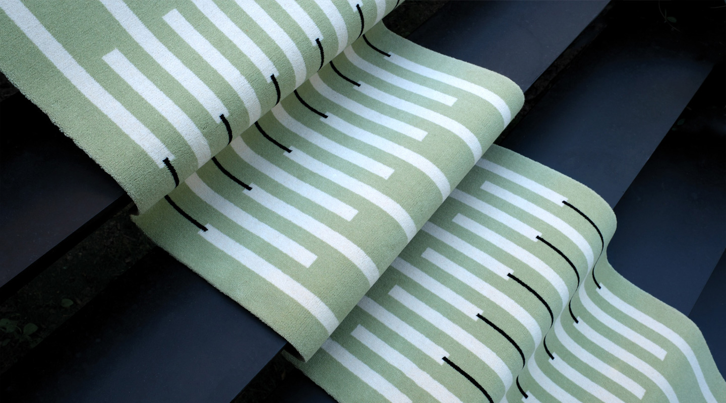 Tapis d’escalier Barbara sur mesure, création Camille Techer